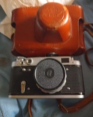 Macchina fotografica vintage  marca FED 2