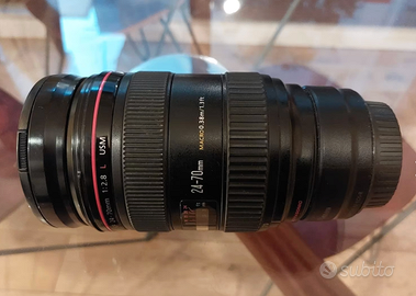 Canon EF 24-70mm f/2.8 L USM — ottica professional