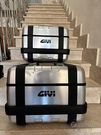 Bauletti valigie laterali givi trakker