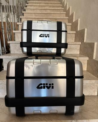Bauletti valigie laterali givi trakker