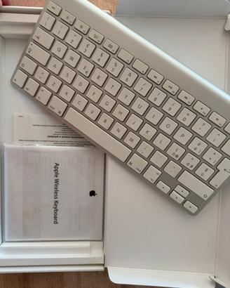 Tastiera apple wireless