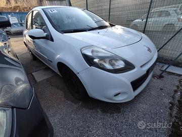 Ricambi RENAULT CLIO 1149cc benzina del 2009