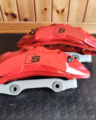 Pinze Akebono 6 pompanti Audi A4 A5 A6 A7 brembo