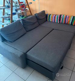 Divano letto con chaise-longue e contenitore- Ikea