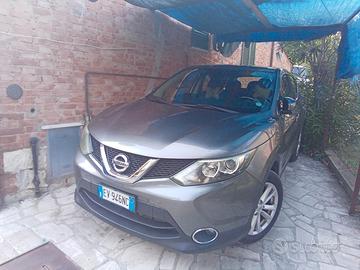 NISSAN Qashqai 1.2 DIG-T Acenta