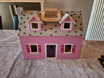 Casina in legno per bambine