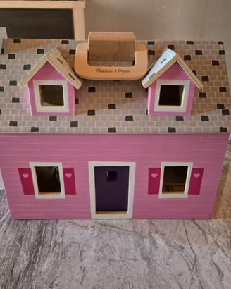 Casina in legno per bambine