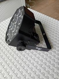PROIETTORE SLIMPAR 12X8W LED RGBW/FC (LUCI DJ)
