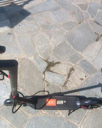 monopattino elettrico  mono air s