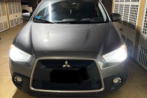 MITSUBISCHI  ASX 1.8 invite 4 WD