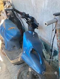 Vari ricambi per booster spirit