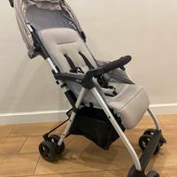 Passeggino leggero compatto