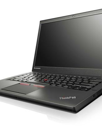 Notebook Ricondizionato LENOVO i5 8-16Gb RAM SSD
