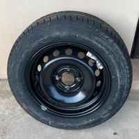 1 pneumatico con cerchio 