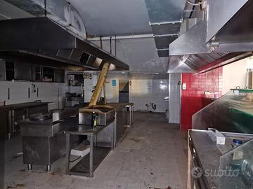 scaffali acciaio  per cucina industriale Zanussi