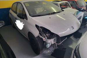 peugeot 208 2015 1.5 tur diesel.motore rotto