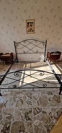 Struttura  letto matrimoniale 