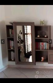 libreria con specchio 