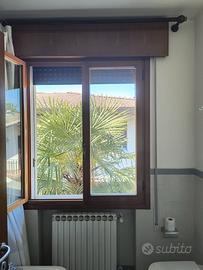 serramenti in legno con vetrocamera e tapparelle 