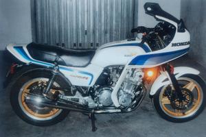 honda CB 750F2 d'epoca 1982