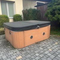 Jacuzzi