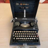 Macchina da scrivere Erika 6