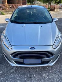 FORD FIESTA 2017 BENZINA