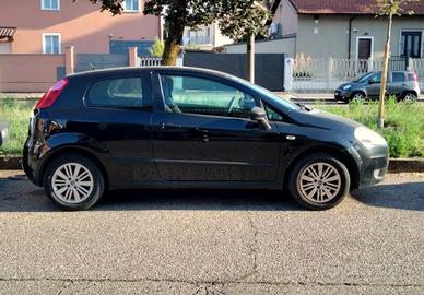 grande punto 1400 GPL