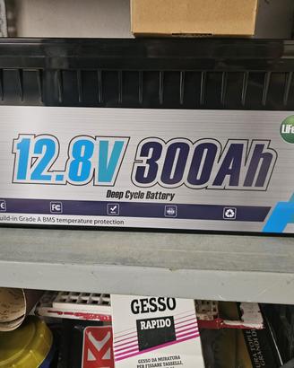 Batteria più carcatore da 40 Amper 12 v /12 v