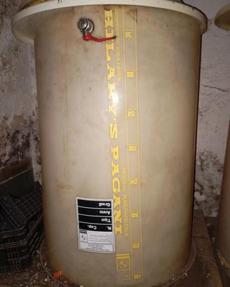 botti per vino plastica e vetroresina 