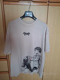 maglietta di berserk con disegno di guts