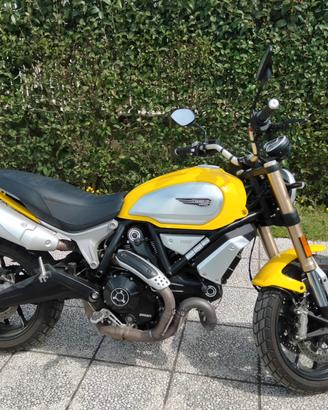moto ducati scrambler 1100