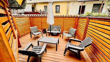 VILLA A SCHIERA A ROMA