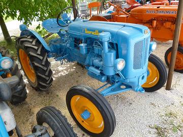 trattore d'epoca  Landini landinetta R25