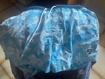 pantaloncino sportivo o costume