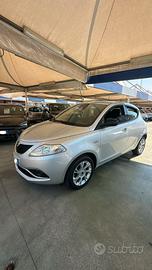 LANCIA YPSILON 1,2