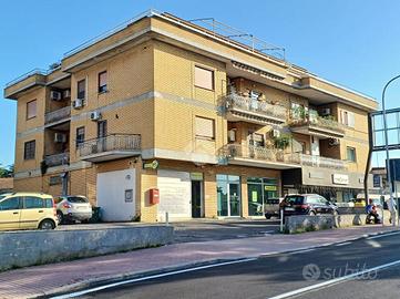4 LOCALI A NEPI