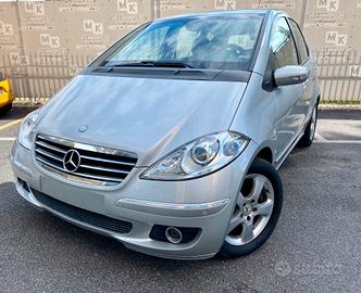 Mercedes-Benz A 200 TURBO AVANTGARDE- AUTOMATICA- 