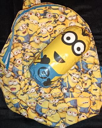 Minions zainetto più gadget 
