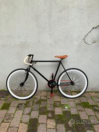 Bici FIXED urban style personlizzata