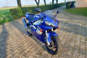 Yamaha YZF-R1