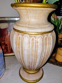 bellissim0 vaso con intarsi in oro 