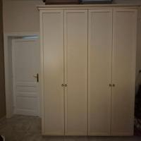 Armadio a 4 ante