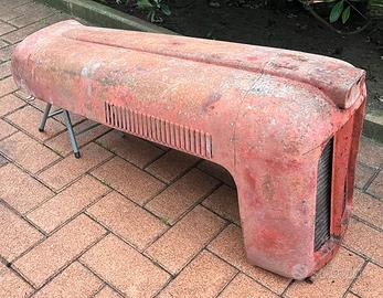 Cofano trattore vintage