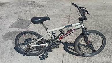 Bicicletta Diamond back freestyle