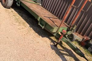 Rimorchio pianale Mattedì targato gemellato