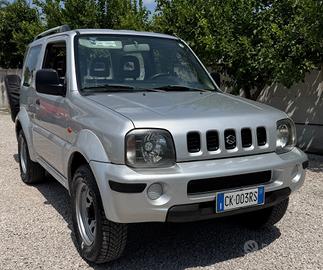 Suzuki Jimny 1.3i 16V cat 4WD JLX Mode