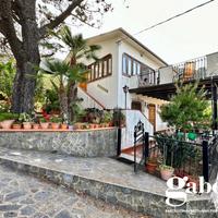 Villa bifamiliare Gioiosa Marea