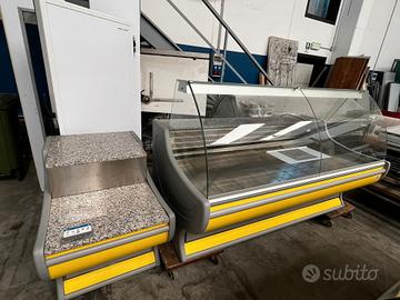 frigorifero all aperto