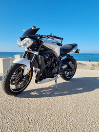 Triumph Street Triple 675R